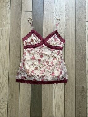 Fire Los Angeles Y2K red and white floral camisole M